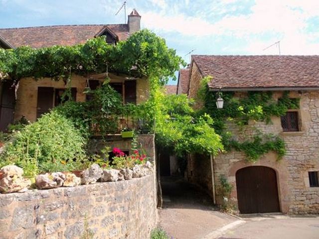 Ruelle Lot village Loubressac